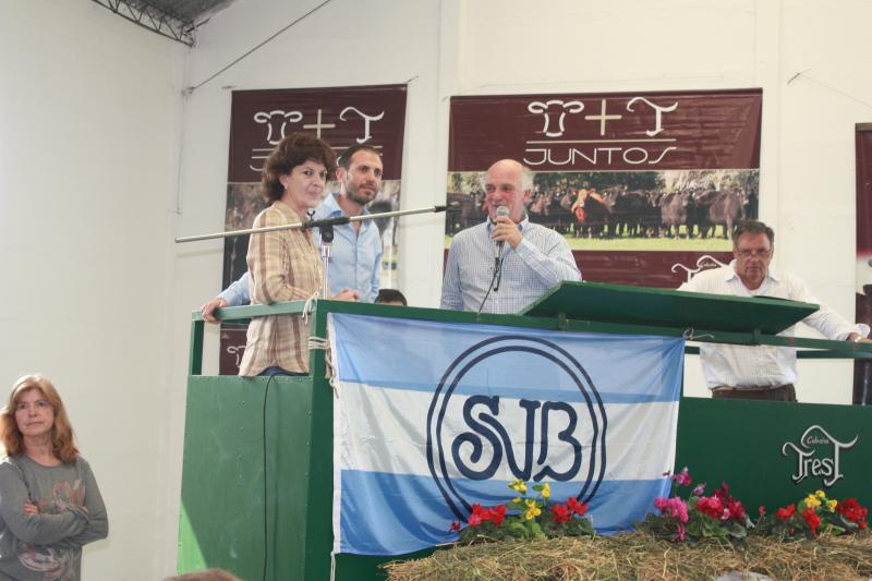 Tres T y Don Carlos
